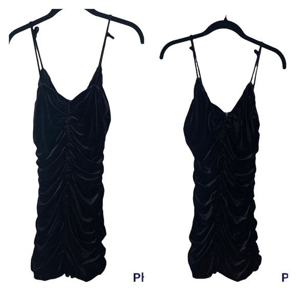 ZARA Blogger Favorite Black Velvet Ruched Mini Dress Size Medium - Picture 7 of 11